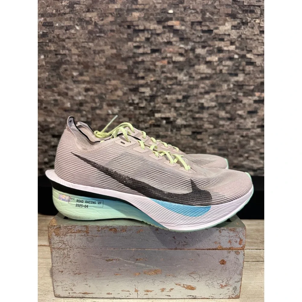 Nike Vaporfly 3 Road Racing Shoes Pink Mint Green IH6277-602 Womens 8